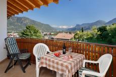 Ferienwohnung Etschtal − Balkon mit Blick auf die Etsch